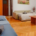 Old Town Apartamento