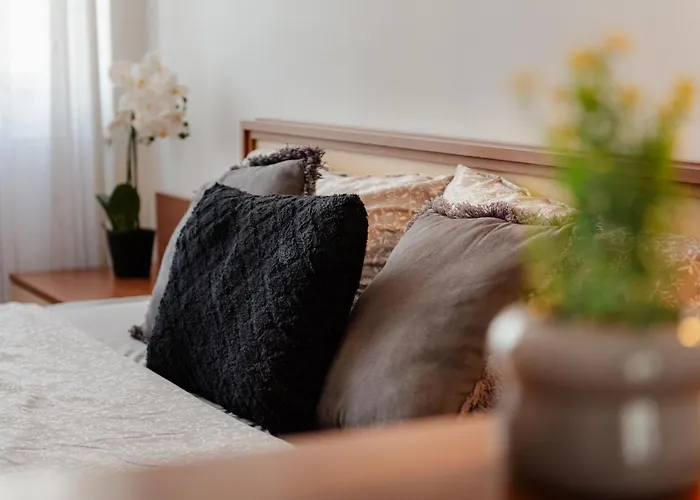 Апартаменти Old Town *